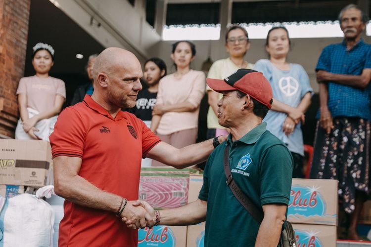 Bali United, Persib Bandung, Bali United vs Persib, Eliano Reijnders, Johnny Jansen, Thijmen Goppel, Super League 2025-2026, Bojan Hodak, Head-to-head Bali United Vs Persib, Rekor Apik Bojan Hodak