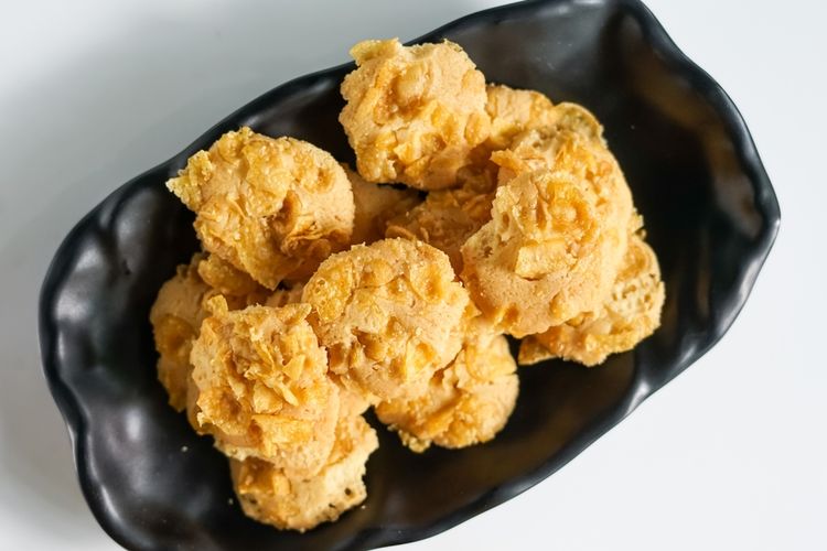 kue kering, resep, 6 Resep Kue Kering Khas Lebaran yang Paling Dicari dan Mudah Dibuat, 1. Nastar , 2. Cokelat Cornflakes , 3. Lidah Kucing, 4. Sagu Keju , 5. Kue Kacang Tanah, 6. Putri Salju 