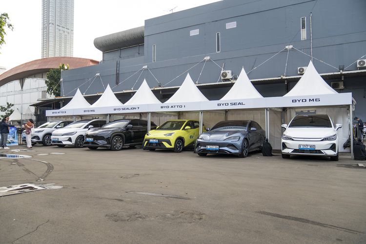 mobil listrik, mudik Lebaran, ketersediaan unit, IIMS 2026, Daftar Mobil Listrik di IIMS 2026 yang Siap untuk Mudik Lebaran