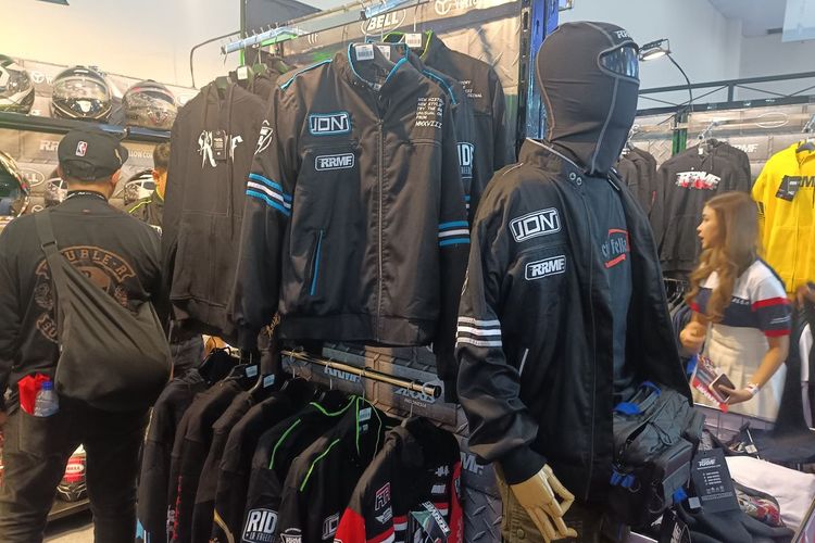 tips berkendara, jaket motor, keselamatan berkendara, perlindungan tubuh, Mengapa Jaket Wajib Dipakai Saat Berkendara Motor?