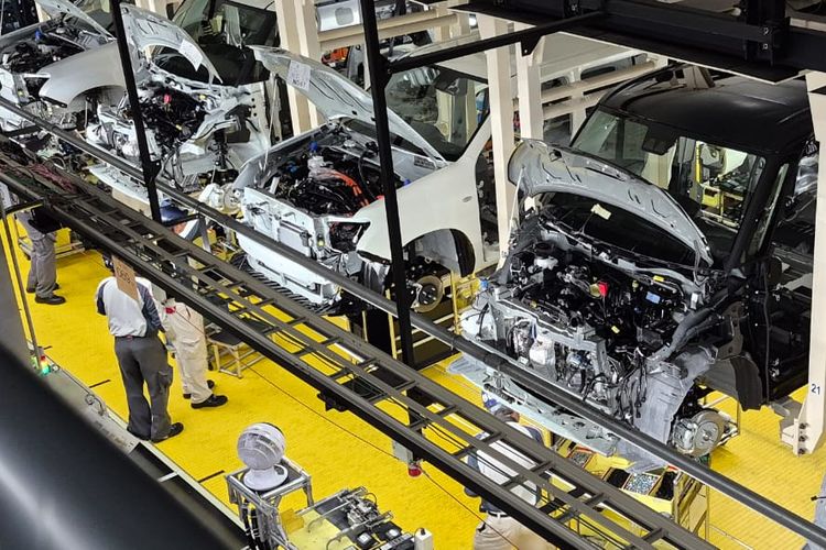 jepang, Kyoto, karawang, produksi, pabrik daihatsu, pemasangan, simple slim compact, Pabrik Daihatsu di Karawang Punya Sentuhan Produksi ala Kyoto