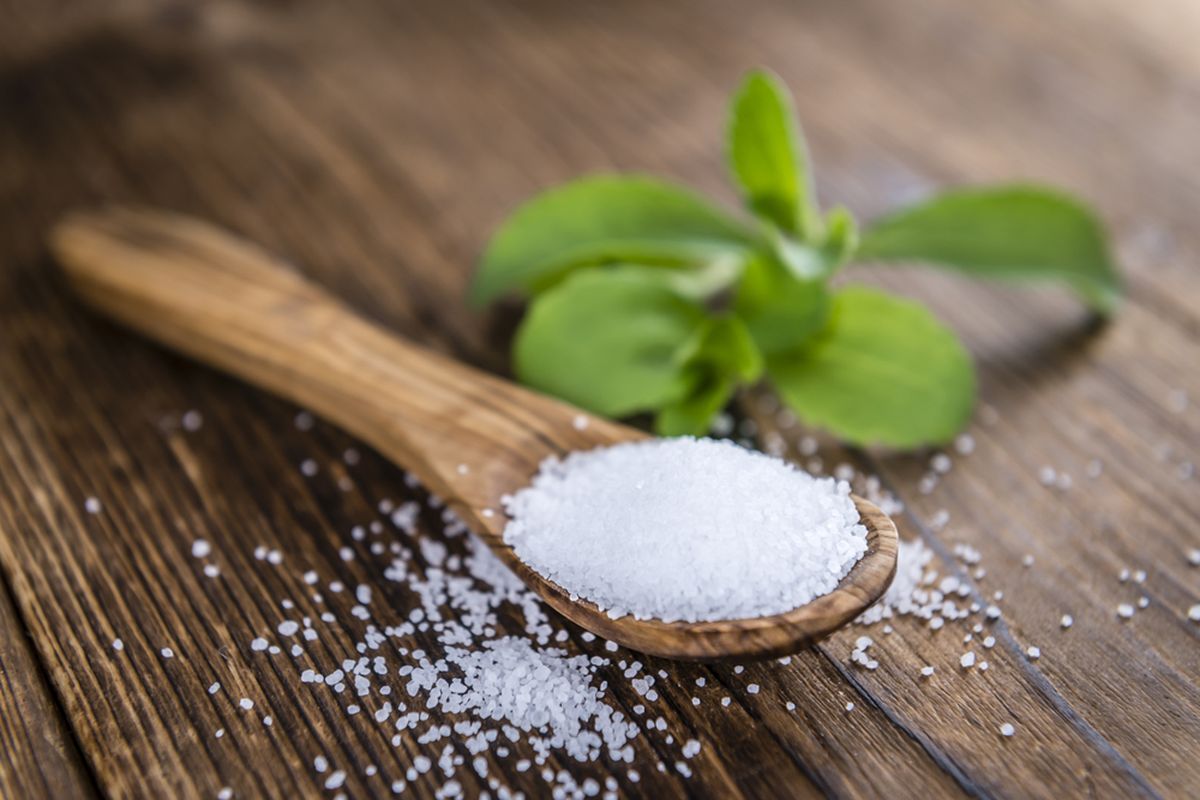 stevia, Stevia Jadi Pemanis Tersehat untuk Kopi, Ini Alasannya Menurut Ahli Gizi, Mengapa stevia jadi pemanis terbaik menurut ahli gizi?, Tiga bentuk stevia dan kegunaannya, Cara memilih stevia yang tepat, Tips menggunakan stevia untuk hasil terbaik
