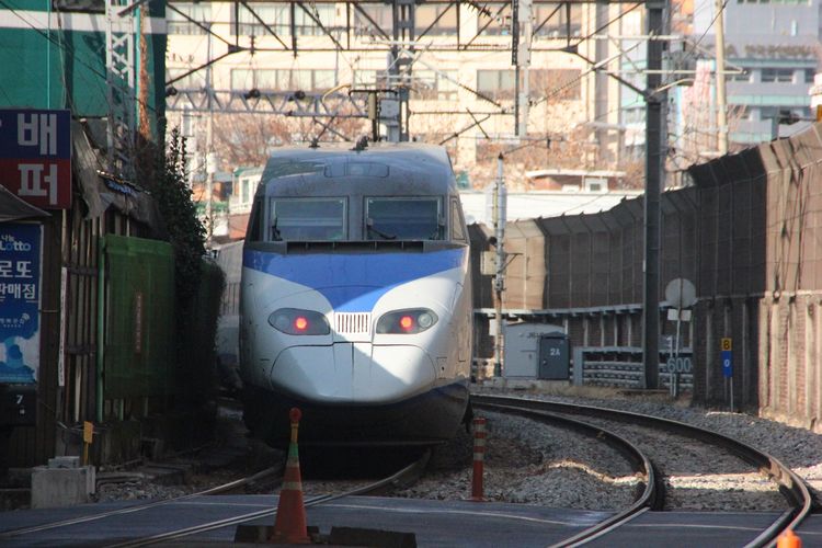 kereta cepat, kereta api, Jepang, 7 Negara dengan Kereta Api Paling Maju dan Terbaik di Dunia