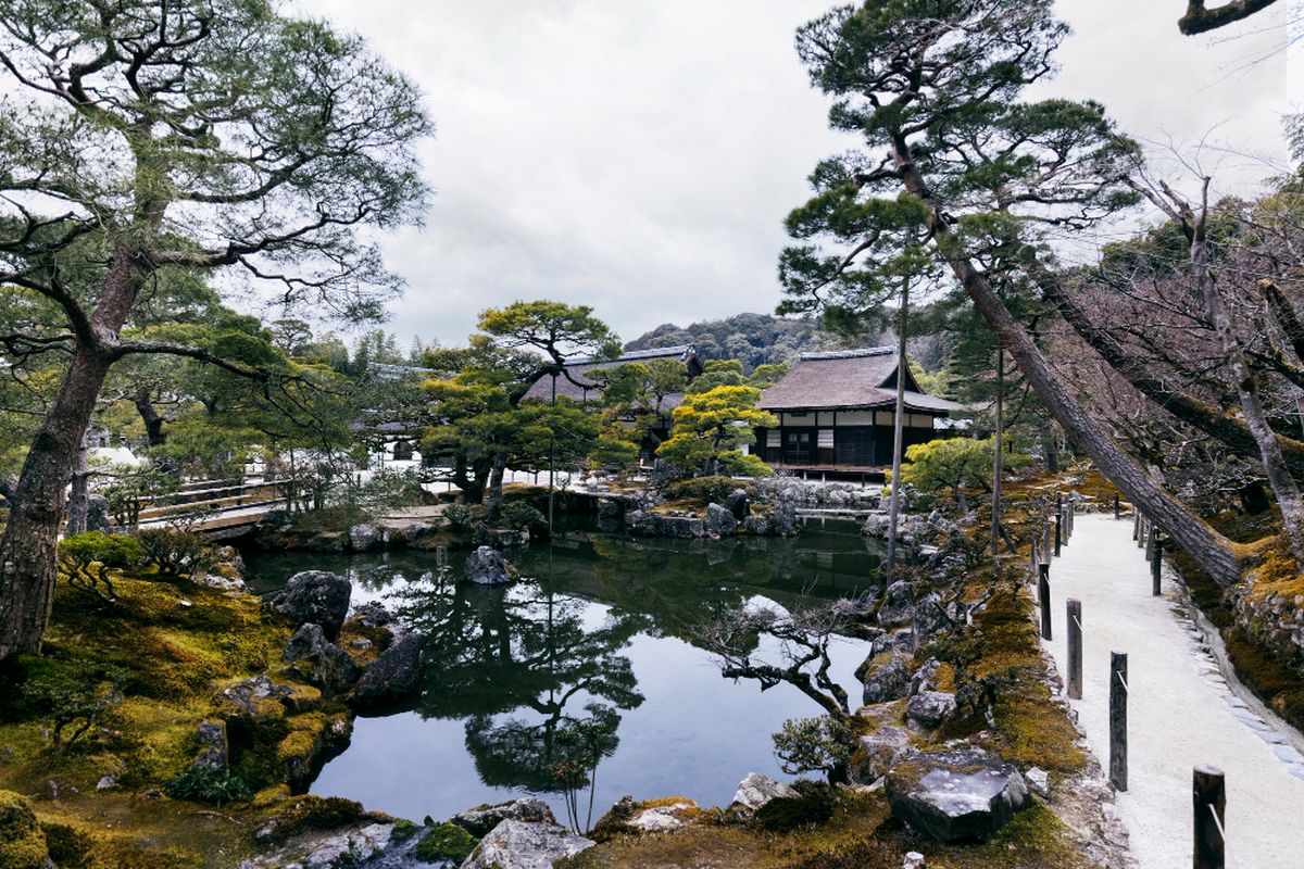 Oshino Hakkai, Bukan Keberuntungan, 50.000 Koin Turis Cemari Air Kolam di Jepang