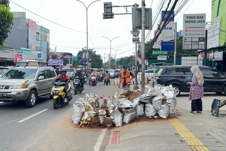 metode zipper merge, arus lalu lintas, perilaku pengemudi, Zipper Merge: Solusi Atasi Macet Akibat Galian Utilitas di Jakarta