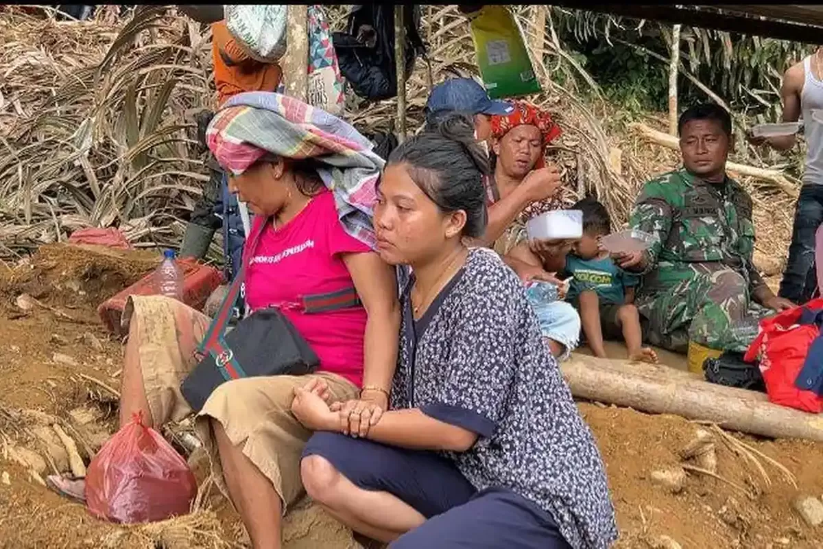 Tapanuli Tengah, Banjir Tapanuli, Banjir Tapanuli Tengah, banjir sumatera, banjir sumatera 2025, tapanuli tengah lumpuh total, Bencana Terparah sejak 1936, Desa Bair Tapanuli Tengah Rata dengan Tanah, 27 Rumah Hilang