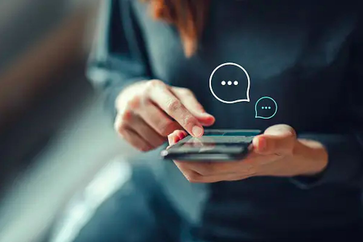 lost contact, lost contact dengan mantan, menghubungi mantan, menghubungi mantan setelah putus, menghubungi mantan kembali, menghubungi mantan yang sudah punya pacar, menghubungi mantan yang sudah menikah, Kenapa Muncul Keinginan Menghubungi Mantan Setelah Lama Lost Contact? Ini Penjelasan Ahli