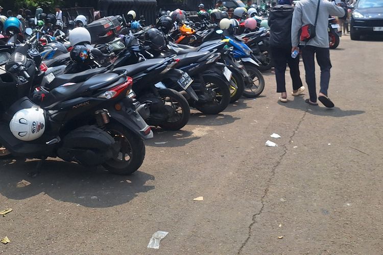 media sosial, Pemerintah Daerah, Banyuwangi, parkir berlangganan, Langganan Sticker Parkir, Perlukah Diterapkan di Jakarta?