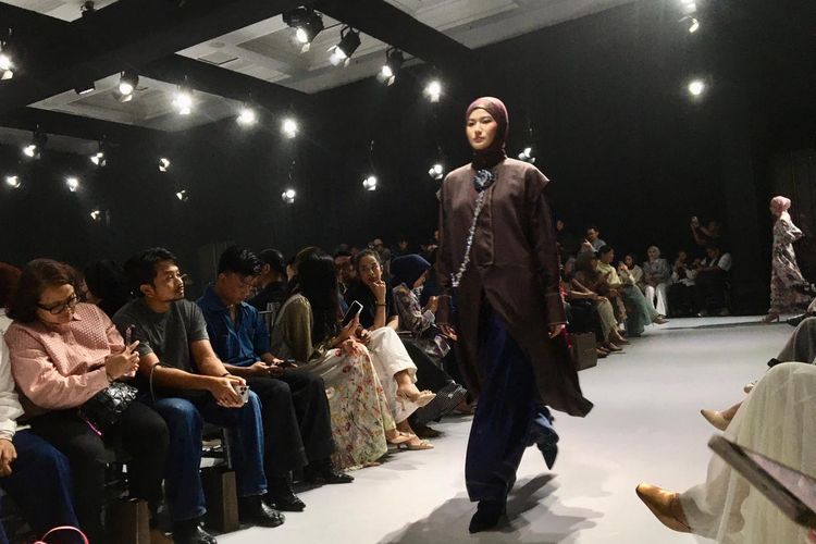 Ria Miranda, Modest wear, modest fashion, RiaMiranda, fashion soiree RiaMiranda, baju modest, koleks baru ria miranda, RiaMiranda Hadirkan Koleksi Baru Juxtaposed, Padukan Kontras dan Multi-Way Styling