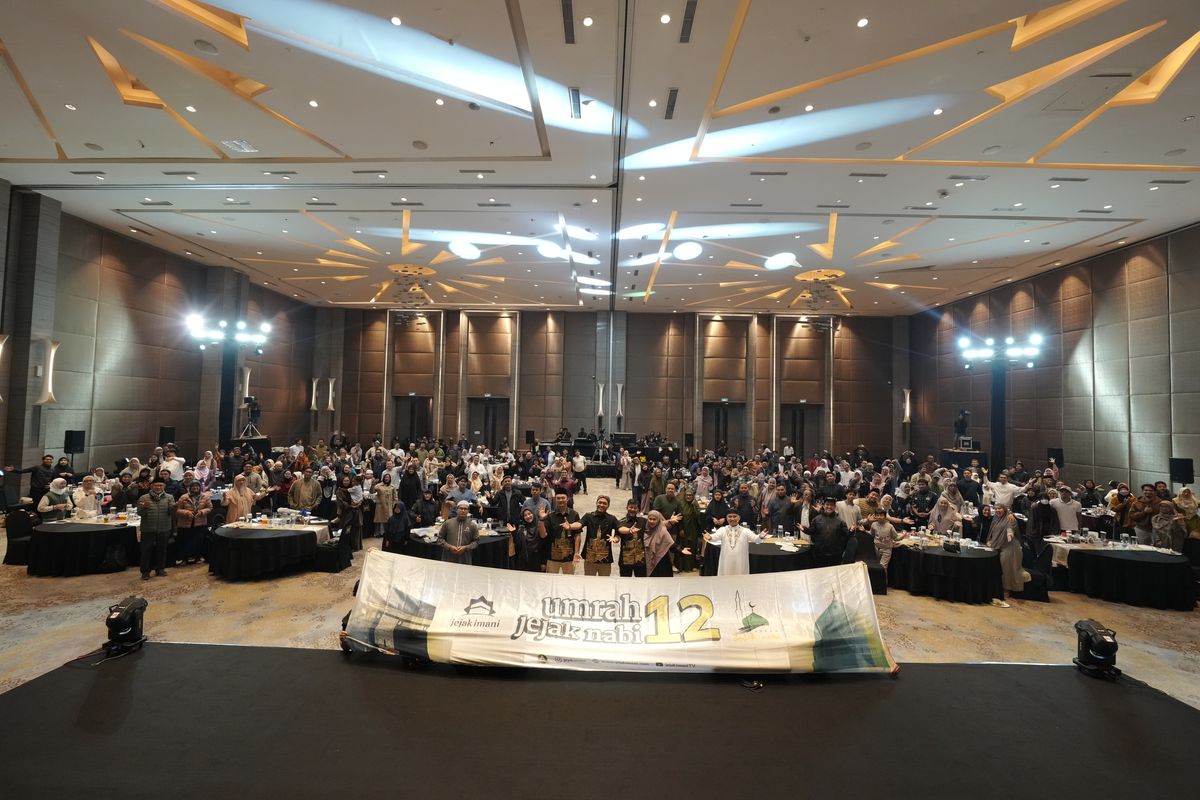 JEJAK IMANI, Umrah Jejak Nabi, Ustadz H Salim A Fillah, Ustadz H Salim A Fillah Ajak Telusuri Senyum dan Air Mata Rasulullah SAW Bersama jejak imani lewat Umrah Jejak Nabi 12