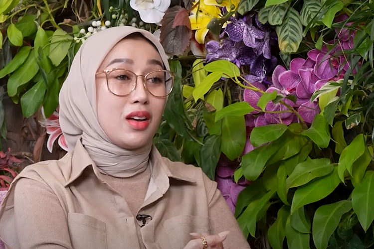 Nikita Mirzani, Kasus Nikita Mirzani, Doktif, reza gladys, Dokter Samira, Di Sidang Nikita Mirzani, Doktif Sebut Reza Gladys Jual Kosmetik Rp 1,5 Juta Modal Rp 70 Ribu