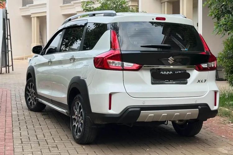 Suzuki XL7, biaya servis, Reyhan Suryanegara, Perawatan Mobil, Pengalaman Pemilik Suzuki XL7 2022: Biaya Servis yang Terjangkau