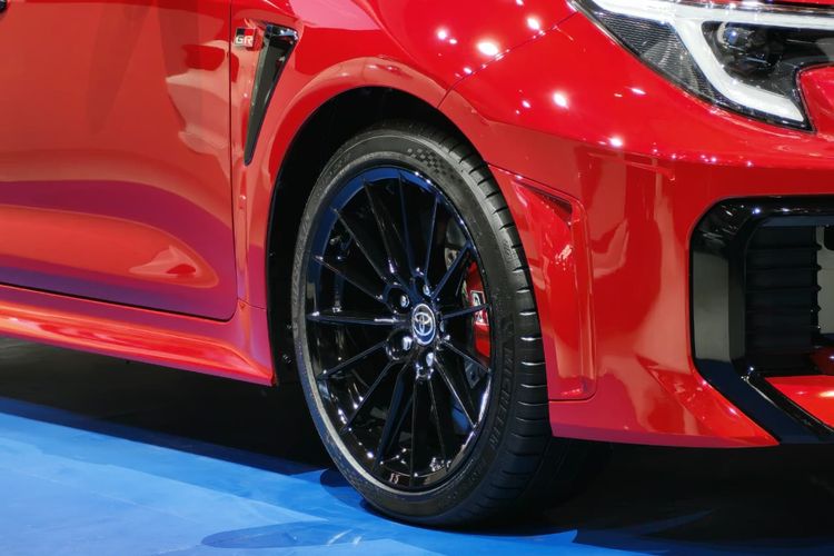Corolla, GR Corolla, Pesan GR Corolla Transmisi Otomatis di IIMS 2026, Kapan Dikirim?