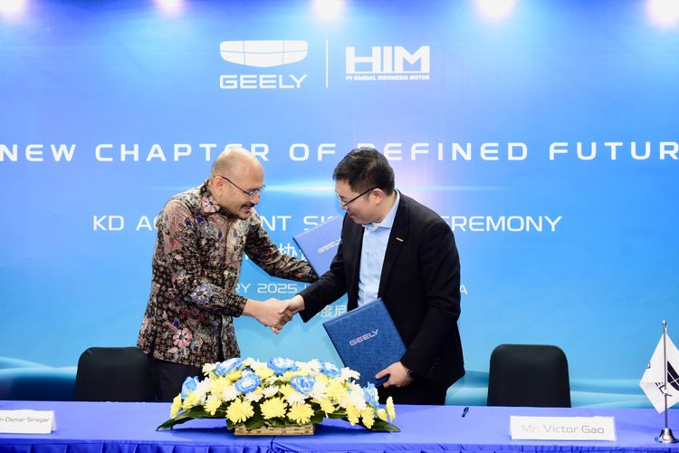 otomotif, Geely, industri otomotif, Industri otomotif, Geely Auto, Geely Auto Indonesia, Kelebihan Produksi, Geely Stop Bangun Pabrik Baru