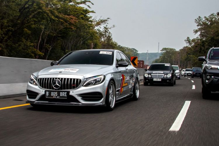 Mercedes-Benz, Geely, mobil listrik, Mercedes-Benz Bakal Ambil Teknologi Mobil Listrik Geely