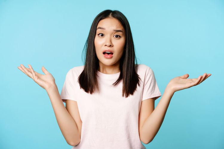 6 Penyebab Daya Ingat Turun dan Sering Lupa, Bukan Hanya karena Usia, 1. Pengaruh obat-obatan, 2. Depresi dan kecemasan, 3. Pola makan, 4. Kualitas tidur, 5. Gangguan pendengaran, 6. Melakukan banyak pekerjaan sekaligus