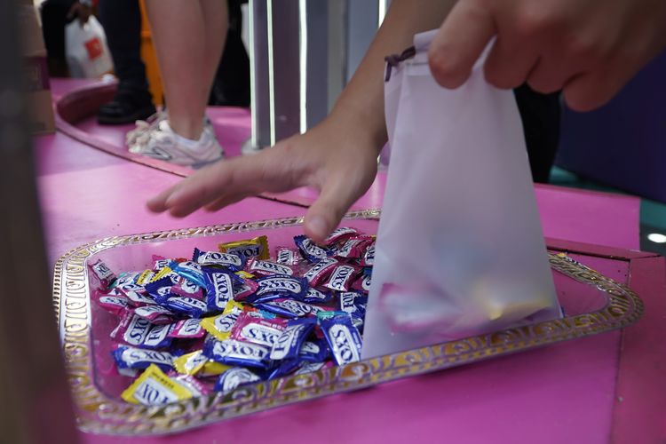 PRJ 2025, minuman gratis di PRJ, jakarta fair 2025, Jakarta Fair 2025 kapan, makanan gratis di prj, minuman gratis di prj, makanan gratis di jakarta fair, 5 Makanan dan Minuman Gratis di PRJ, Ada Jus Buah dan Bolu Siliwangi, 1. Hydro Coco, 2. Sunpride, 3. Teh Prendjak, 4. Bolu Siliwangi, 5. Ayumie (mi Instan)