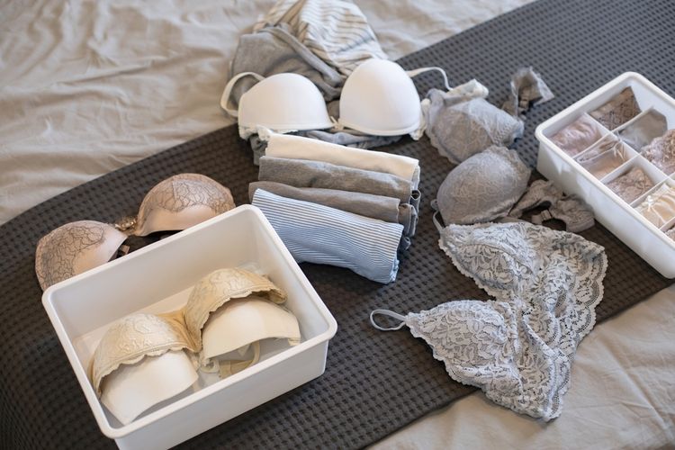 ukuran bra, mastitis, bra menyusui, Mastitis, ukuran bra menyusui, mastitis adalah, Mastitis pada ibu menyusui, bra menyusui kawat, tips memilih ukuran bra menyusui, ukuran bra ibu menyusui, Mengapa Ukuran Bra Penting untuk Ibu Menyusui? Ini Penjelasan Dokter