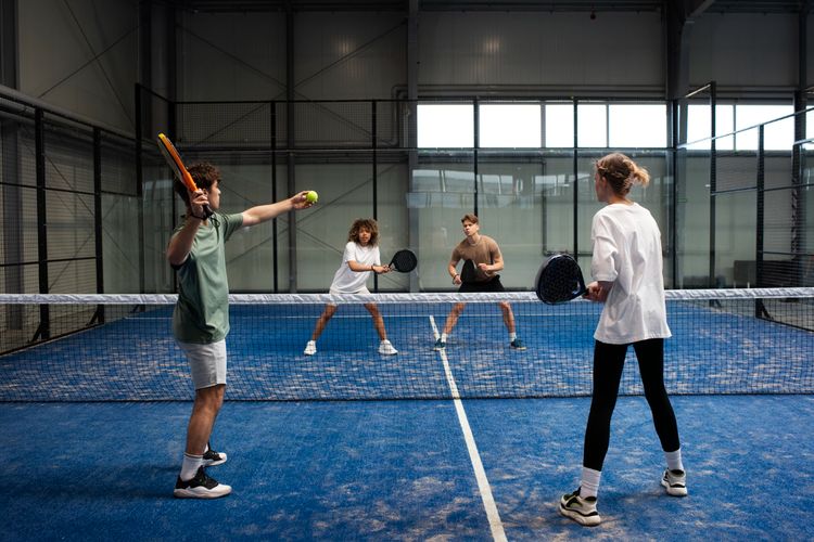 olahraga bersepeda, pandemi Covid-19, lapangan padel, tren sepeda 2025, tren olahraga 2025, padel 2025, Tren Olahraga Bergeser dari Sepeda ke Padel, Ini Kata Sosiolog