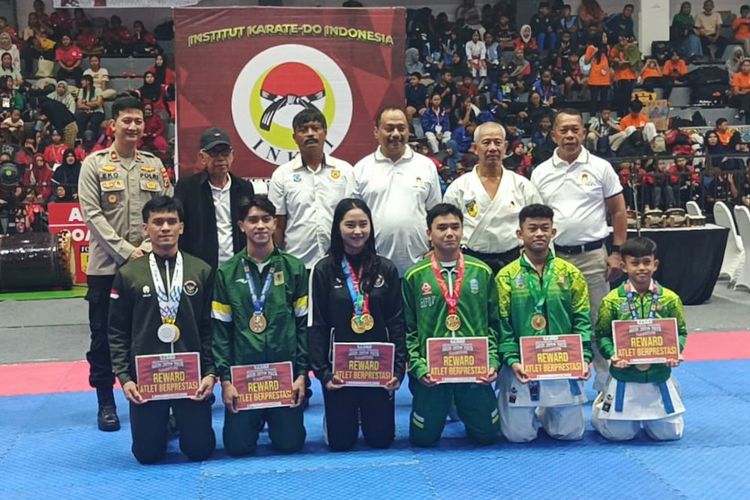 Indonesia, karateka, SEA Games 2025, Dari Surabaya, Joshua Kandau Menyemai Harapan Generasi Baru Karate Indonesia
