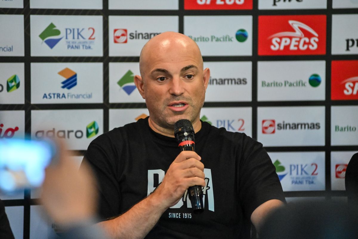 PSM Makassar, PSS Sleman, Liga 1, Bernardo Tavares, PSS Sleman vs PSM Makassar, psm makassar, Protes Bernardo Tavares Soal Wasit Usai PSM Kalah 1-3 dari PSS Sleman