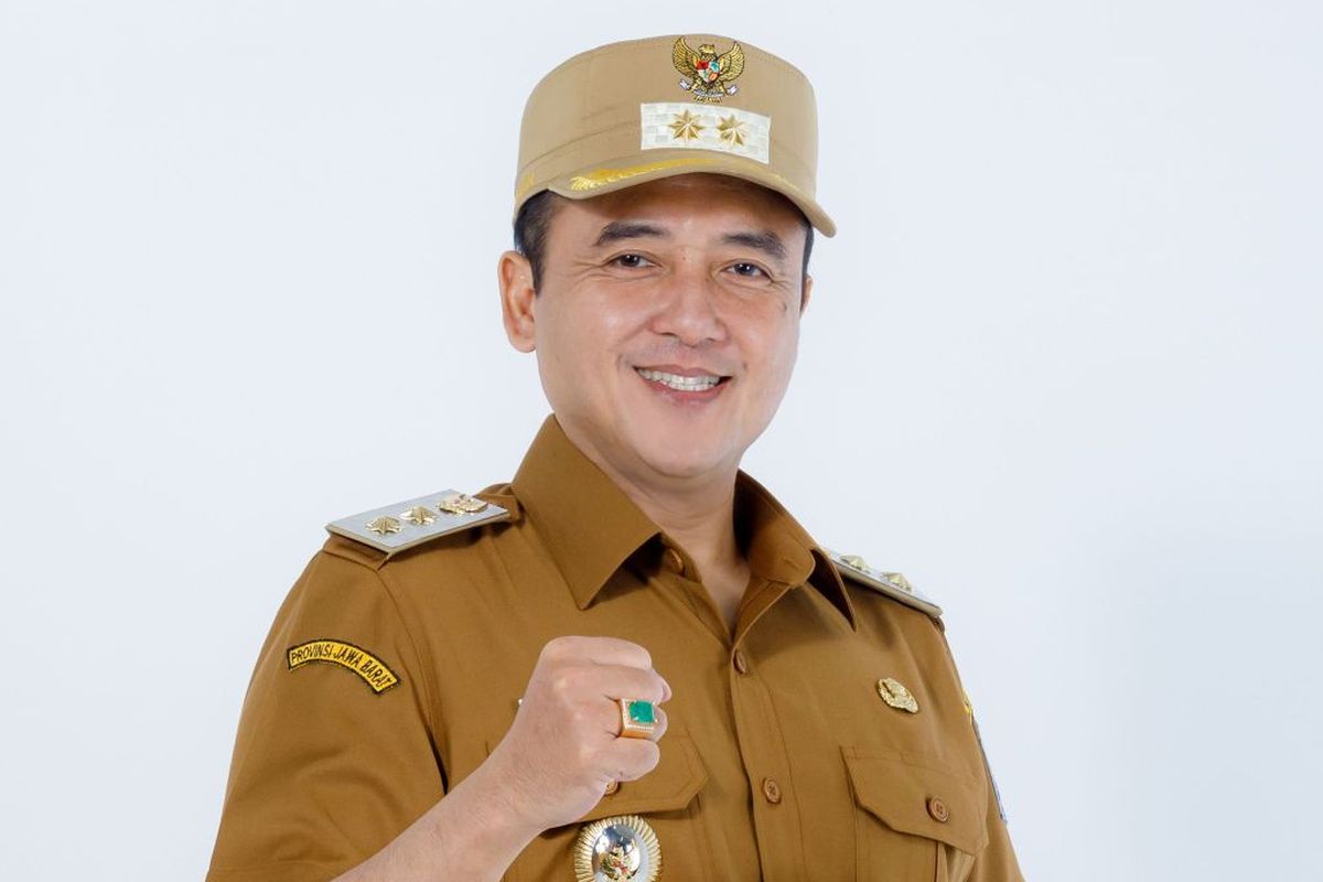 Wakil Wali Kota Bandung, wakil wali kota Bandung, Wakil Wali Kota Bandung Erwin, Wakil Wali Kota Bandung sekarang, wakil wali kota bandung 2025, Biodata Wakil Wali Kota Bandung Erwin, Tersangka Korupsi Penyalahgunaan Kewenangan, 1. Tanah dan bangunan:, 2. Alat transportasi dan mesin:, 3. Harta lainnya:, 4. Utang: