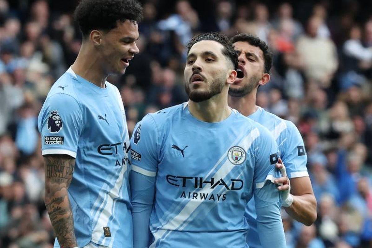 Arsenal, Rayan Cherki, Donnarumma, Liga Inggris, Manchester City, Hasil HT Man City Vs Arsenal 1-1: Diwarnai Gol Indah Cherki dan Blunder Donnarumma