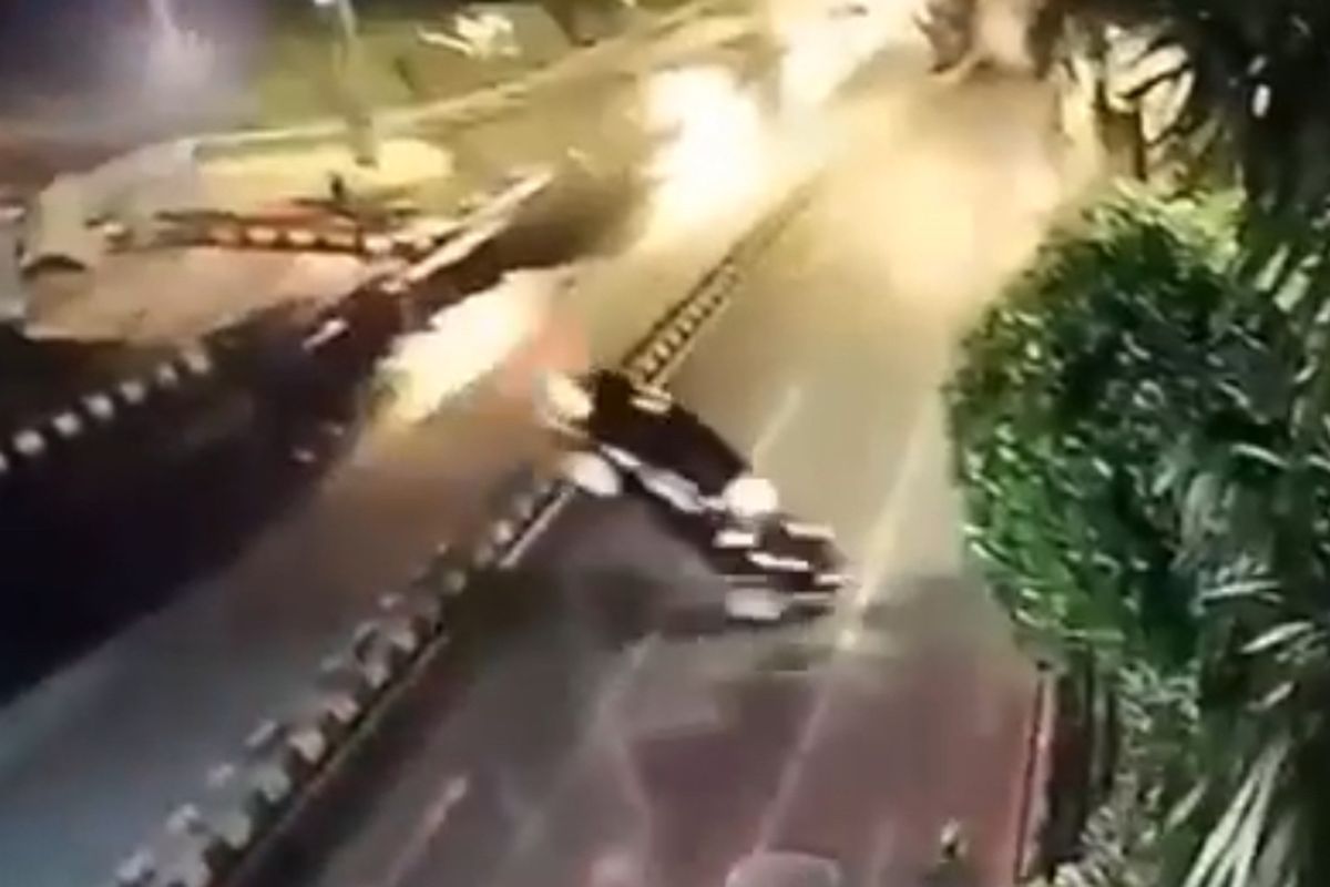 Mobil, mobil, Google Maps, peta, Peta, peta digital, BMW Terjun di Tol Gresik, Pahami Cara Kerja Google Maps
