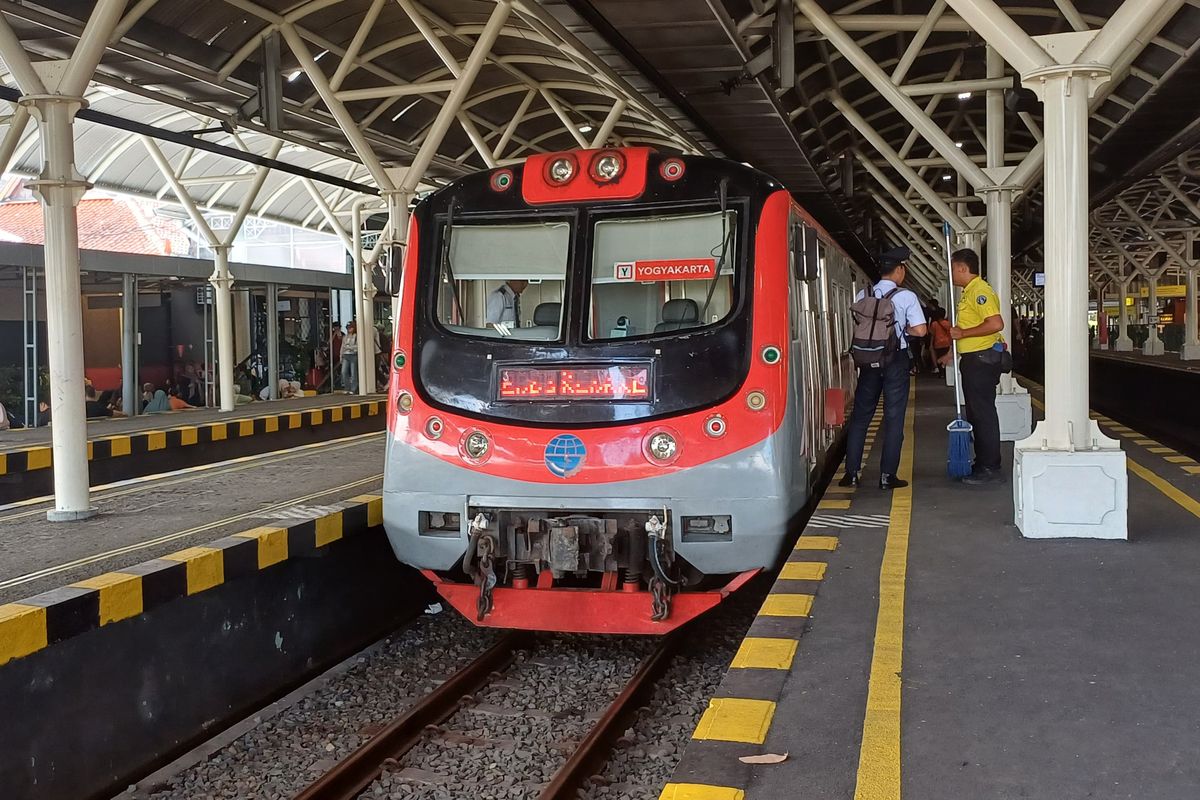 Stasiun Tugu, Stasiun Lempuyangan, KRL Jogja-Solo, jadwal KRL Jogja-Solo, stasiun tugu yogyakarta, Jadwal KRL Jogja-Solo 25 November 2025 dari Stasiun Tugu, Lempuyangan dan Maguwo ke Arah Solo