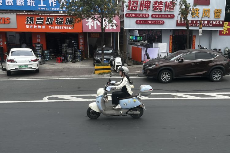 langit biru, kualitas udara, Beijing, mobil listrik, EV Kian Ramai di Beijing, Namun Langit Biru Masih Jadi Tantangan