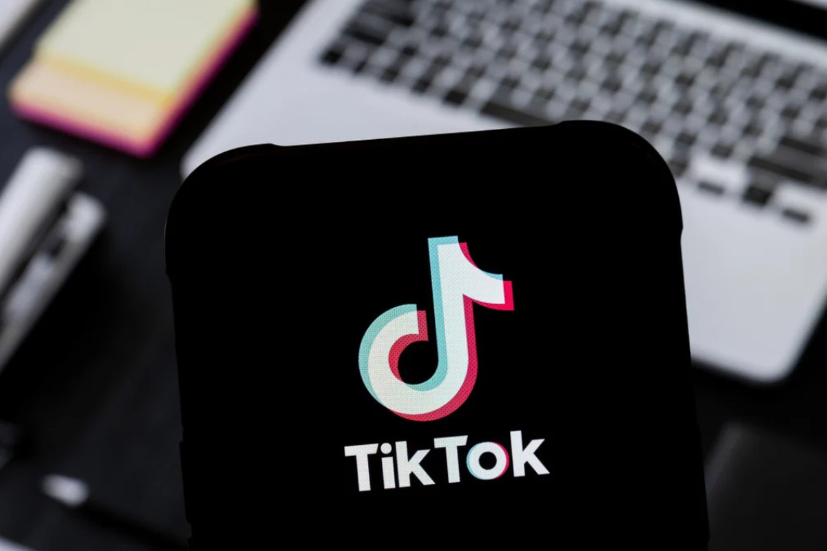 TikTok, Komdigi, TikTok diblokir, Komdigi: TikTok Tetap Bisa Diakses Meski Izin di RI Dibekukan