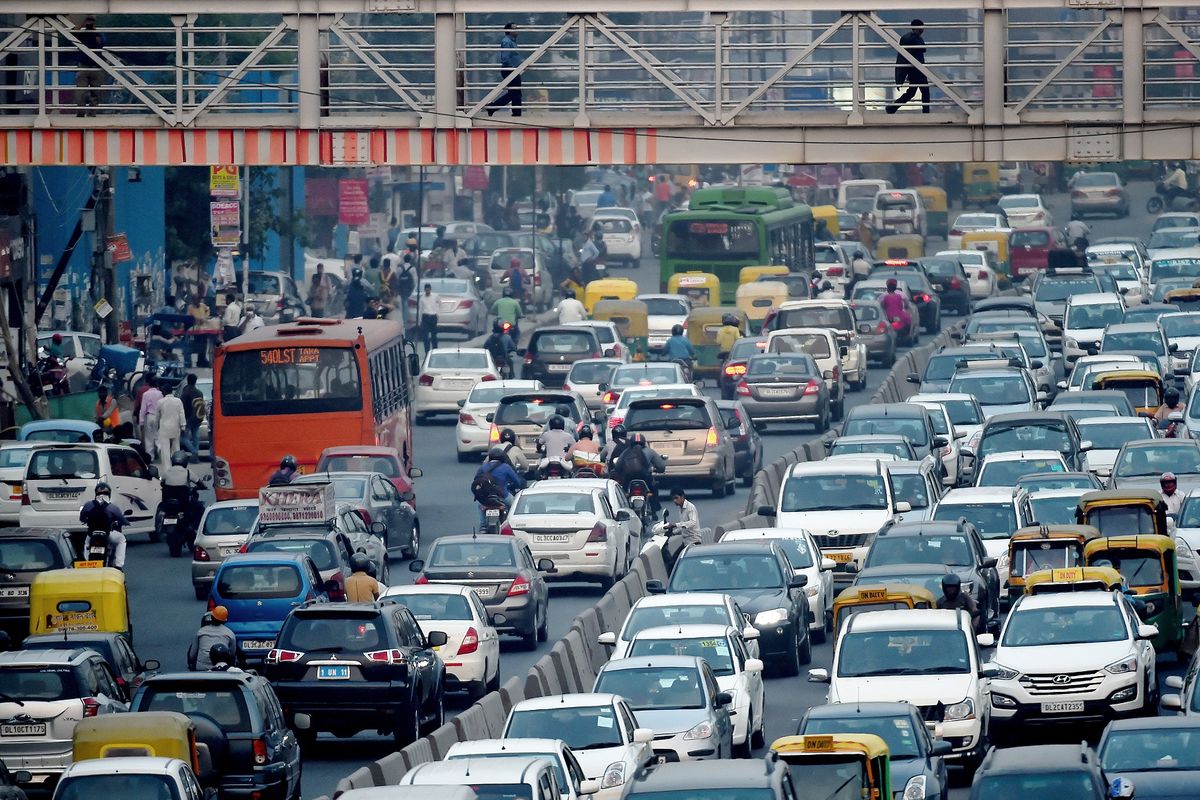 mudik, Google Maps, cara cek kemacetan, Waze, Cara Cek Kemacetan via Ponsel Saat Mudik, Bisa Cari Jalur Alternatif