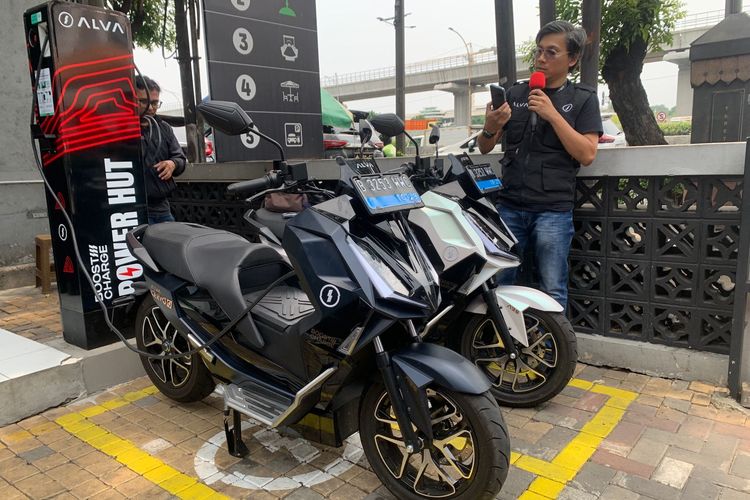 Motor listrik, Alva, Boost Charge, Purbaja Pantja, motor listrik, ALVA, Alva Luncurkan Infrastruktur Pengecasan Cepat Motor Listrik