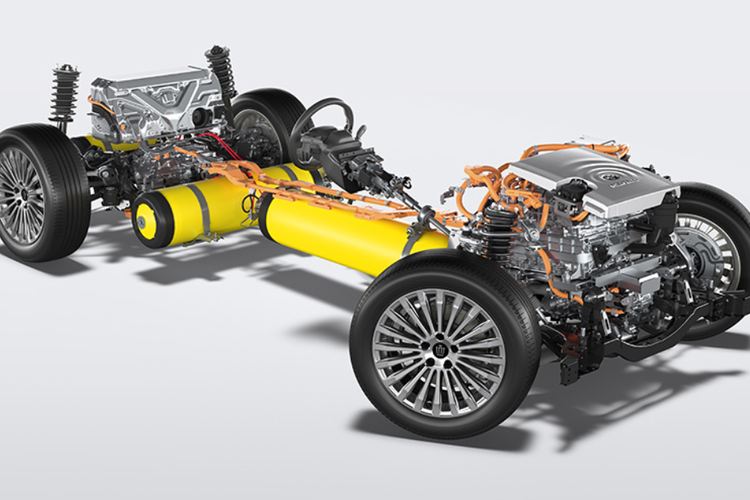 Crown FCEV, Toyota Crown FCEV, mobil hidrogen, Mobil Listrik Toyota, mobil baru toyota, Sedan Hidrogen Toyota Crown FCEV Siap Tampil di GIIAS 2025