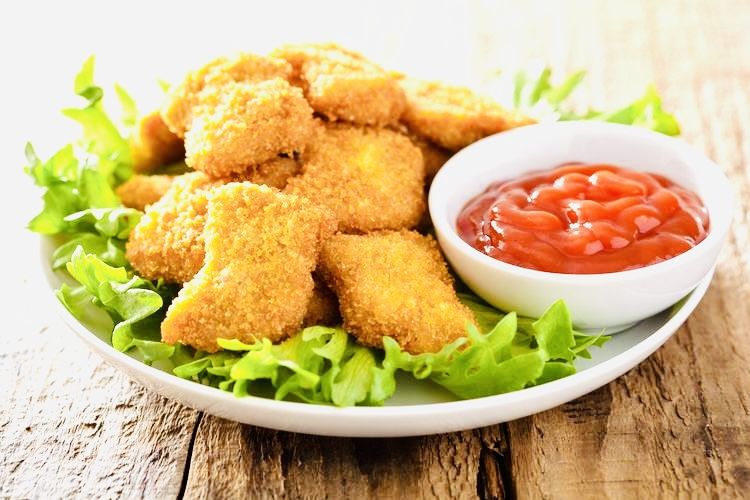 5 Resep Menu Sehat Untuk Ibu Hamil Saat Puasa, Kaya Protein Dan Zat Besi, Omelet Daun Katuk, Rolade isi ayam sayur, Bola tahu ayam kelor, Nugget ikan sayur
