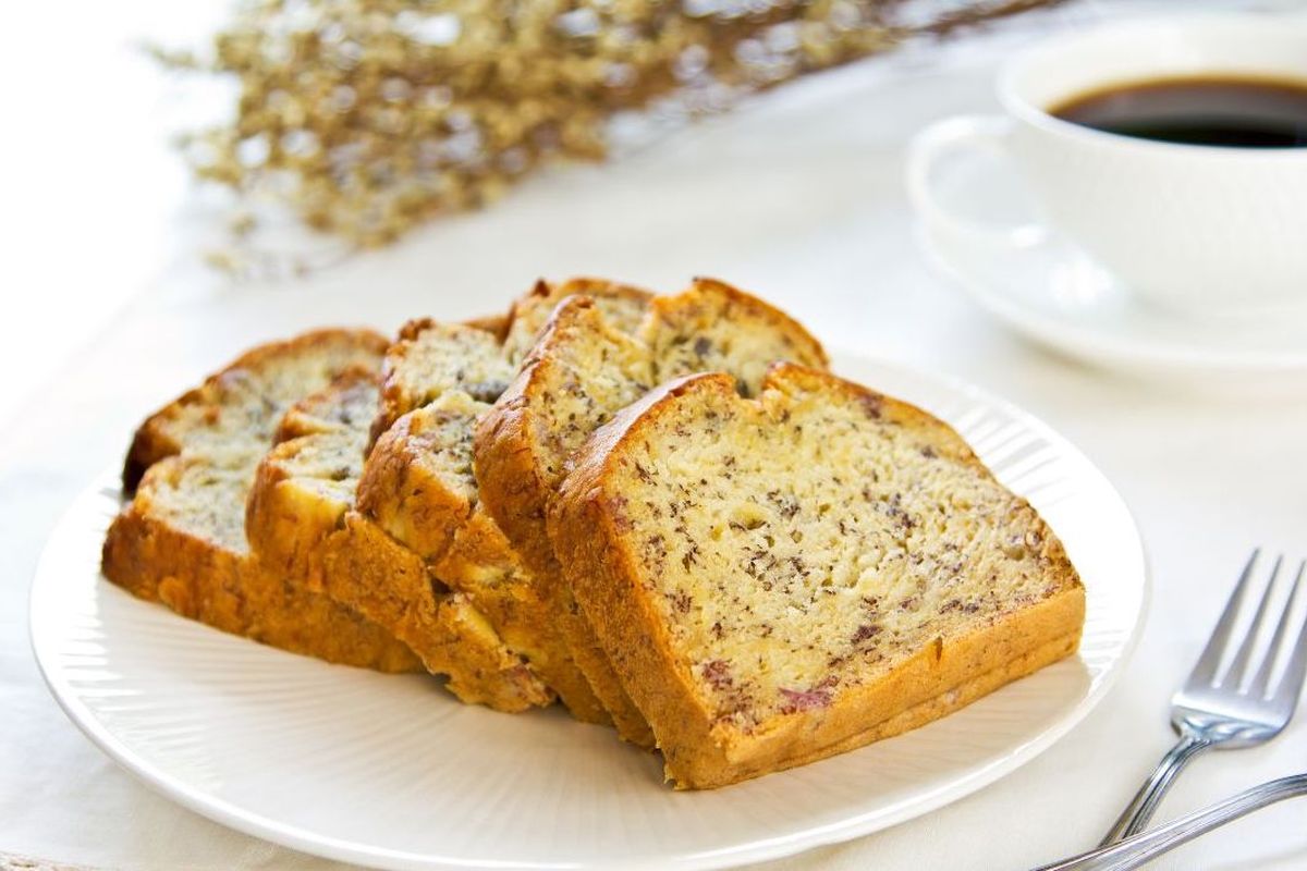 bolu pisang kukus, Resep Bolu Pisang Kukus Tanpa Mixer, Lembut dan Anti Bantat
