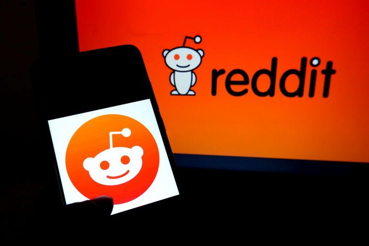 Facebook, instagram, yahoo, wikipedia, pinterest, LinkedIn, ebay, Reddit, target, Quora, chatGPT, Chatbot AI, Perplexity, Google AI Overview, semrush, google ai mode, ChatGPT Ternyata Paling Sering Ambil Jawaban dari Situs Ini