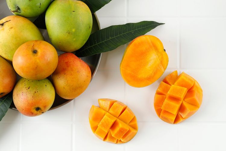 mangga indonesia, jenis mangga, mangga, varietas mangga unggulan, buah tropis Indonesia, jenis jenis mangga di indonesia, 14 Jenis Buah Mangga Populer dan Ciri-cirinya, dari Arumanis hingga Yu Wen, 1. Mangga Golek, 2. Mangga Arumanis, 3. Mangga Gedong Gincu, 4. Mangga Lalijiwa, 5. Mangga Endog, 6. Mangga Manalagi, 7. Mangga Kemang, 8. Mangga Madu, 9. Mangga Falan (Thunder), 10. Mangga Chok Anan, 11. Mangga Cingnawang, 12. Mangga Malgova, 13. Mangga Apel, 14. Mangga Yu Wen