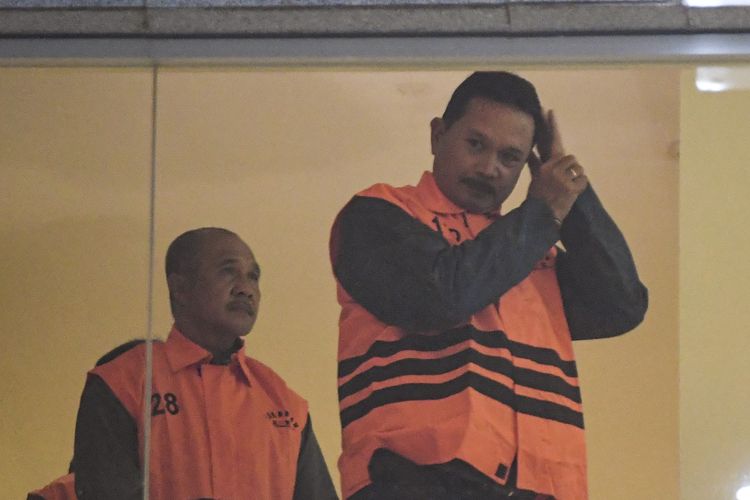 OTT KPK, Muhammad Fikri Thobari, Daftar 8 OTT KPK di 3 Bulan Pertama 2026, Terbaru Bupati Rejang Lebong, 10 Maret 2026: OTT Bupati Rejang Lebong Muhammad Fikri Thobari, 3 Maret 2026: OTT Bupati Pekalongan Fadia Arafiq, 5 Februari: OTT di Pengadilan Negeri Depok, 4 Februari: OTT di Kantor Pelayanan Pajak Banjarmasin, 4 Februari: OTT Kantor Bea dan Cukai, 19 Januari: OTT KPK Wali Kota Madiun Maidi, 19 Januari: OTT KPK Bupati Pati Sudewo, 9-10 Januari: OTT Pegawai DJP
