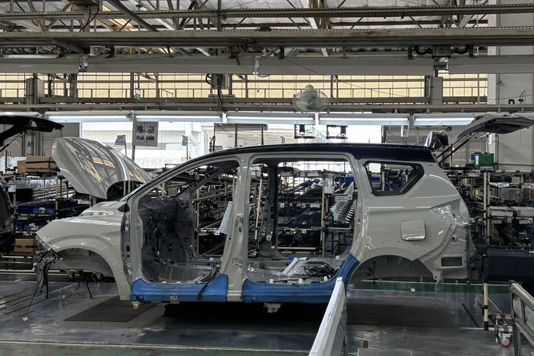 Persaingan Harga, Industri Otomotif, industri otomotif, GIIAS 2025, Kepuasan Pelanggan, strategi pemasaran, kepuasan pelanggan, Strategi pemasaran, persaingan harga, Mengapa Perang Harga di GIIAS 2025 Semakin Panas?