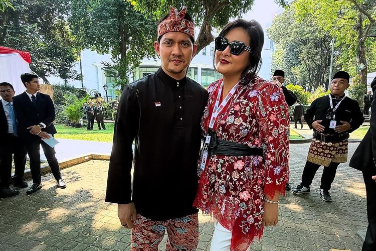 Velove Vexia, Raffi Ahmad, Nagita Slavina, Iko Uwais, Happy Salma, Wulan Guritno, Nicholas Saputra, istana merdeka, Ario Bayu, Audy Item, Verrell Bramasta, wastra nusantara, upacara 17 agustus 2025, HUT ke-80, upacara kemerdekaan indonesia, Gaya 14 Selebritas di Upacara HUT Ke-80 RI di Istana Merdeka, Ada Nicholas Saputra, 1. Nicholas Saputra, 2. Rossa, 3. Isyana Sarasvati, 4. Cakra Khan, 5. Wulan Guritno, 6. Ario Bayu, 7. Kirana Larasati, 8. Velove Vexia, 9. Verrell Bramasta, 10. Raffi Ahmad, 11. Nagita Slavina, 12. Happy Salma, 13. Iko Uwais , 14. Audy Item