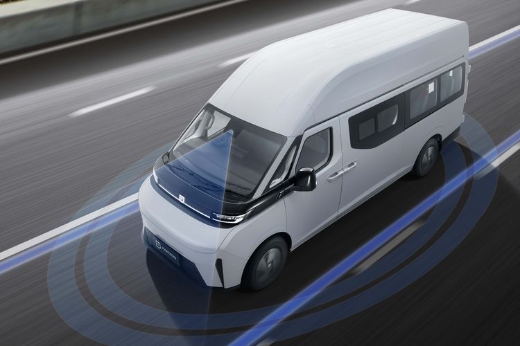 listrik, Farizon SV, pengisian daya, video, Lebih Dekat dengan Farizon SV, Penantang Hiace Versi Listrik (Video)
