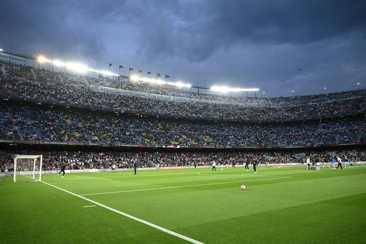 Camp Nou, Barcelona, Liga Champions, Barcelona vs Eintracht Frankfurt, Tak Ingin Insiden Lautan Putih Terulang, Barcelona Ambil Tindakan Tegas