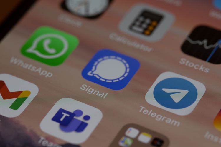 Amerika Serikat, pejabat AS, Houthi Yaman, grup, Signal, serangan AS ke yaman, Ketika Pejabat AS Bocorkan Rencana Serangan ke Yaman di Aplikasi Pesaing WhatsApp...