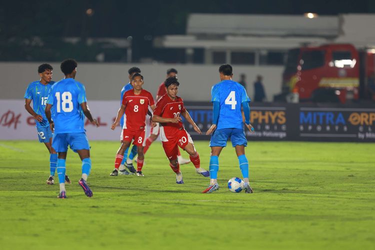 Indra Sjafri, Timnas U23 Indonesia, SEA Games 2025, Timnas U23 Indonesia vs India, Hasil Babak Pertama Timnas U23 Indonesia vs India 1-2, Gol Dony Tri