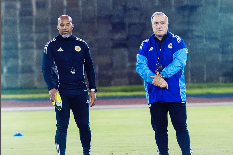Piala Dunia 2026, Curacao, Dick Advocaat, Fred Rutten, Fred Rutten Mundur sebagai Pelatih Curacao Jelang Piala Dunia 2026
