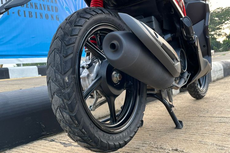 skutik petualang, desain modern, Suzuki Nex Crossover, harga dan aksesori, Kelebihan dan Kekurangan Suzuki Nex Crossover 2024