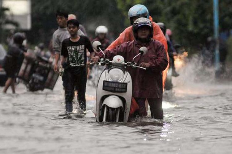 kebanjiran, Perawatan motor, kerusakan komponen, Mengatasi Kerusakan CVT Pasca-Kebanjiran: Panduan Praktis