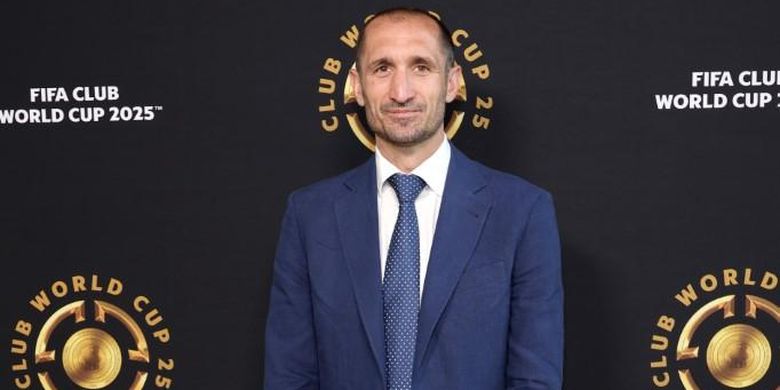 Damien Comolli, Juventus, Serie A, Luciano Spalletti, Giorgio Chiellini, John Elkann, Damien Comolli Disebut Tak Akan Mundur dari Jabatan CEO Juventus