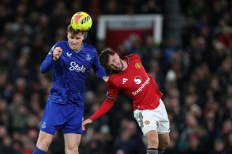 Man United, Everton, Man United vs Everton, Premier League, Ruben Amorim, David Moyes, Liga Inggris, everton, Ruben Amorim Bela Pemain Everton usai Dikartu Merah Wasit